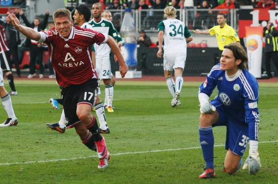 消息人士坚称利物浦正努力留住这位球星，而水晶宫则在为格伊转会红军后的未来做打算。